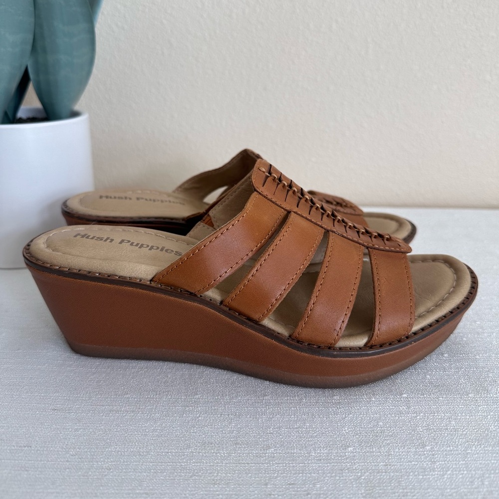 Hush Puppies Roux Tan Strap Wedge slide Sandals Women’s 6.5